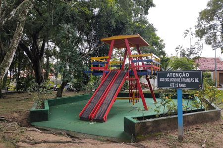 Casa de condomínio à venda com 320m², 3 quartos e sem vagaÁrea comum - Playground