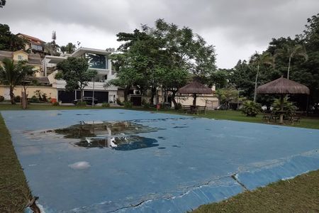 Casa de condomínio à venda com 320m², 3 quartos e sem vagaQuadra Esportiva