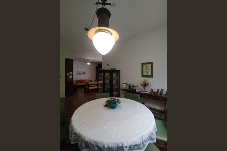 Casa de condomínio à venda com 320m², 3 quartos e sem vagaSala