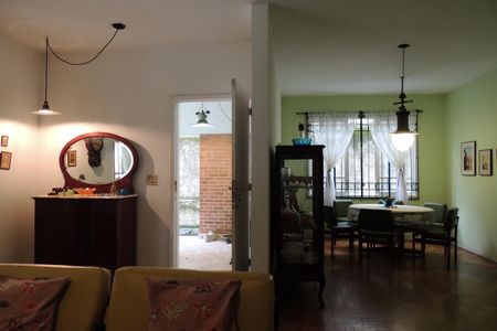 Casa de condomínio à venda com 320m², 3 quartos e sem vagaSala