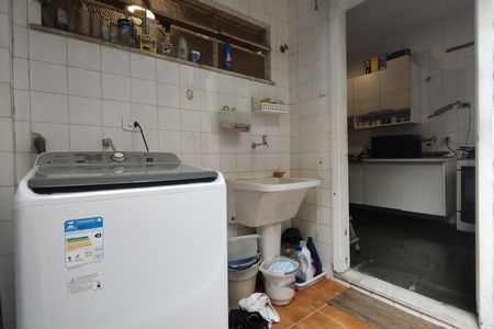 Casa de condomínio à venda com 320m², 3 quartos e sem vagaÁrea de Serviço