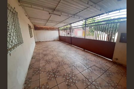 Casa à venda com 120m², 3 quartos e 3 vagasFoto 03