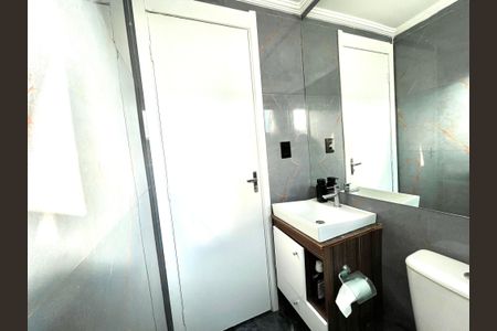 Apartamento à venda com 43m², 2 quartos e sem vagaBanheiro