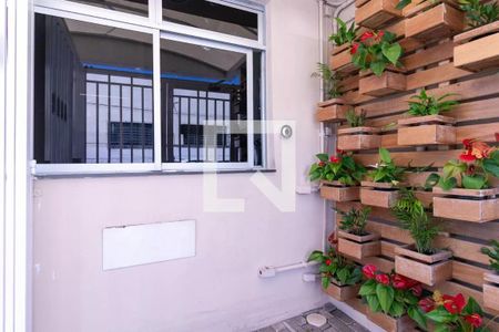 Apartamento à venda com 43m², 2 quartos e sem vagaÁrea comum