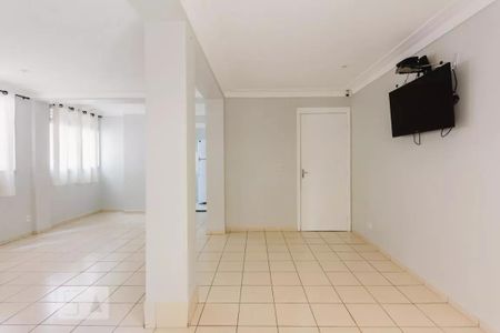 Apartamento à venda com 43m², 2 quartos e sem vagaÁrea comum - Salão de festas