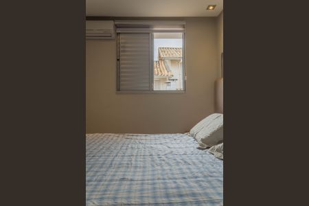 Casa de condomínio à venda com 174m², 3 quartos e 2 vagasSuíte 1