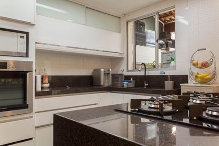 Casa de condomínio à venda com 174m², 3 quartos e 2 vagasCozinha