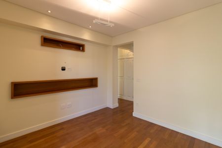 Apartamento à venda com 148m², 2 quartos e 3 vagas Apartamento à venda com 148m², 2 quartos e 3 vagasSuíte 2