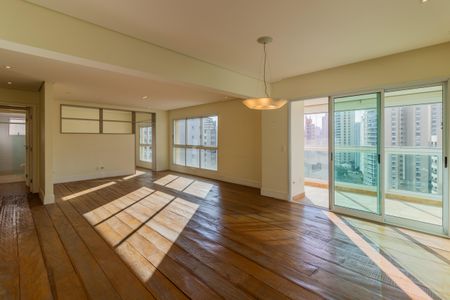 Sala de apartamento à venda com 2 quartos, 148m² em Paraíso, São Paulo
