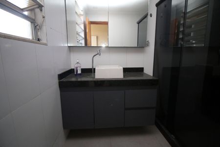 Casa à venda com 250m², 2 quartos e sem vagaBanheiro 1