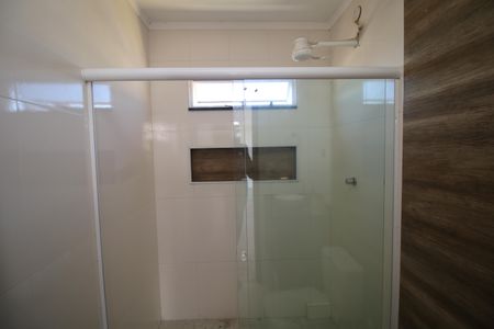 Casa à venda com 250m², 2 quartos e sem vagaBanheiro 2