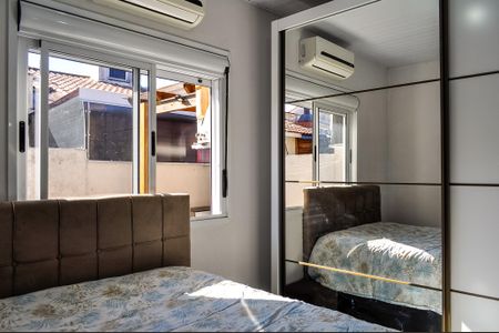 Casa de condomínio à venda com 49m², 2 quartos e 1 vagaSuíte 