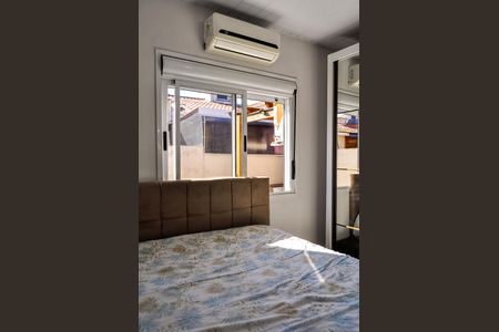 Casa de condomínio à venda com 49m², 2 quartos e 1 vagaSuíte 