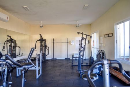 Casa de condomínio à venda com 49m², 2 quartos e 1 vagaÁrea Comum