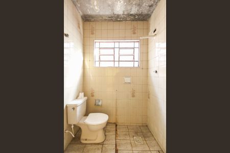 Casa à venda com 175m², 3 quartos e 3 vagasBanheiro 2