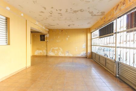 Casa à venda com 175m², 3 quartos e 3 vagasGaragem