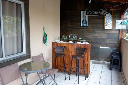 Apartamento à venda com 94m², 2 quartos e 1 vagaSacada