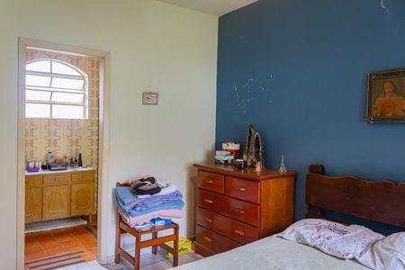 Casa à venda com 200m², 3 quartos e 2 vagasSuíte