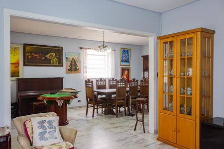 Casa à venda com 200m², 3 quartos e 2 vagasSala 2