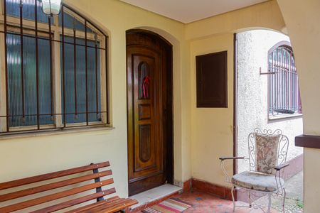 Casa à venda com 200m², 3 quartos e 2 vagasHall de entrada