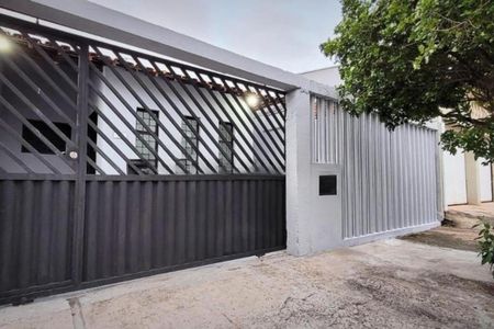 Casa à venda com 98m², 3 quartos e 3 vagasFoto 13