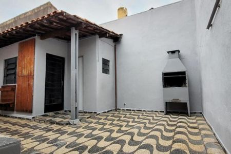 Casa à venda com 98m², 3 quartos e 3 vagasFoto 03