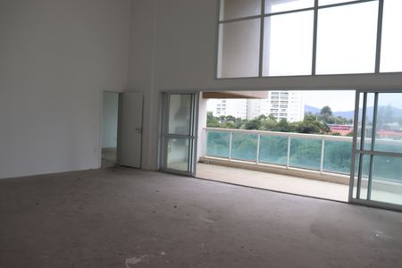 Apartamento à venda com 338m², 4 quartos e 4 vagasSala
