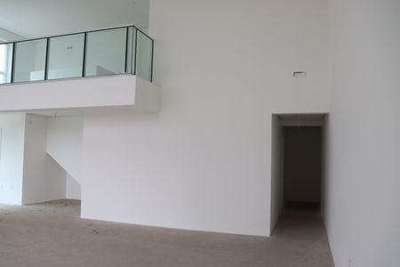Apartamento à venda com 338m², 4 quartos e 4 vagasSala