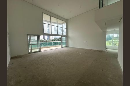 Apartamento à venda com 338m², 4 quartos e 4 vagasSala