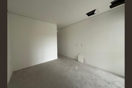Apartamento à venda com 338m², 4 quartos e 4 vagasSuíte 3