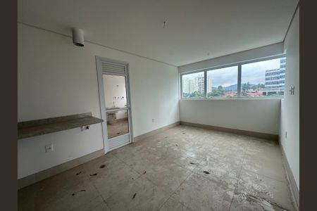 Apartamento à venda com 338m², 4 quartos e 4 vagasCozinha
