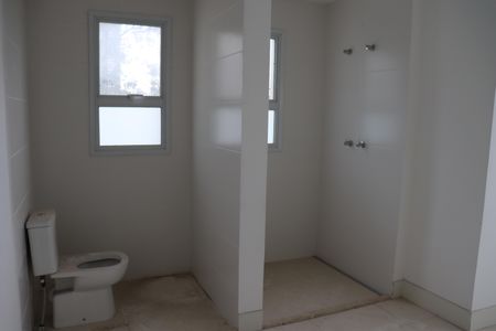 Apartamento à venda com 338m², 4 quartos e 4 vagasBanheiro da Suite Master