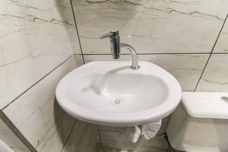 Casa para alugar com 65m², 1 quarto e sem vaga Casa para alugar com 65m², 1 quarto e sem vagaBanheiro