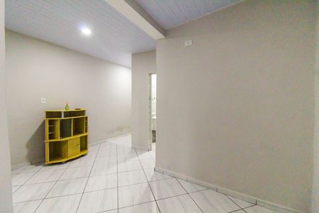 Casa para alugar com 65m², 1 quarto e sem vaga Casa para alugar com 65m², 1 quarto e sem vagaSala