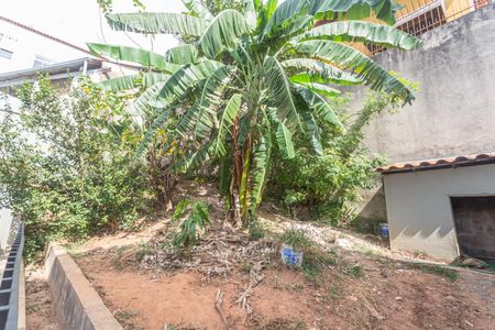 Casa à venda com 192m², 5 quartos e 3 vagas Casa à venda com 192m², 5 quartos e 3 vagasQuintal