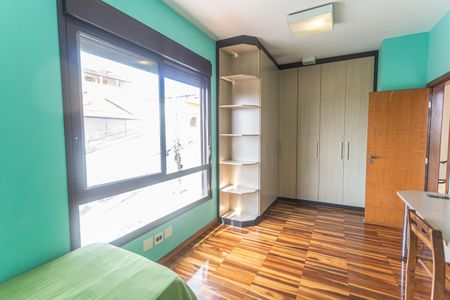 Casa à venda com 192m², 5 quartos e 3 vagas Casa à venda com 192m², 5 quartos e 3 vagasQuarto 3