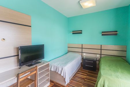 Casa à venda com 192m², 5 quartos e 3 vagas Casa à venda com 192m², 5 quartos e 3 vagasQuarto 3