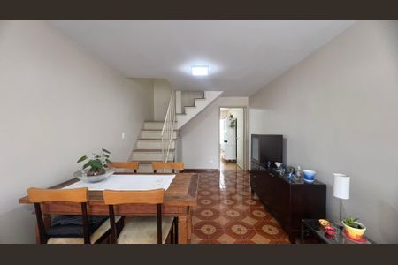 Casa à venda com 110m², 2 quartos e 2 vagasSala de Jantar