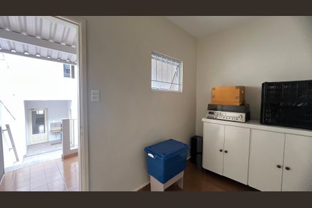 Casa à venda com 110m², 2 quartos e 2 vagasQuarto de Serviço