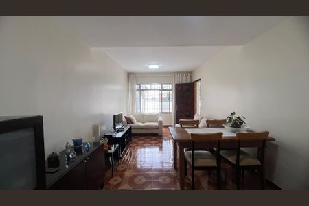 Casa à venda com 110m², 2 quartos e 2 vagasSala de Jantar