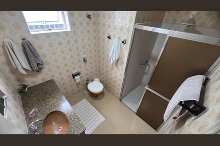 Casa à venda com 110m², 2 quartos e 2 vagasBanheiro