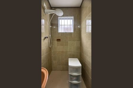 Casa à venda com 110m², 2 quartos e 2 vagasBanheiro 2