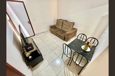 Apartamento à venda com 89m², 2 quartos e 1 vaga Apartamento à venda com 89m², 2 quartos e 1 vagaSala