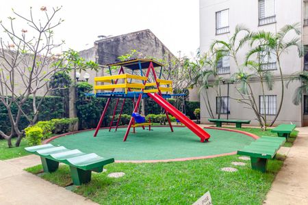 Apartamento à venda com 33m², 1 quarto e sem vaga Apartamento à venda com 33m², 1 quarto e sem vagaÁrea comum - Playground