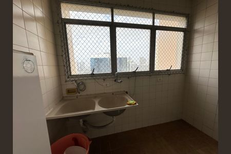 Apartamento à venda com 123m², 3 quartos e 2 vagas Apartamento à venda com 123m², 3 quartos e 2 vagasÁrea de Serviço