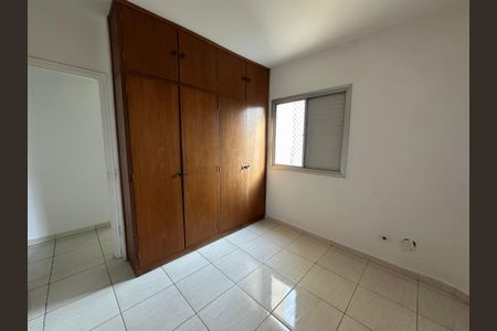 Apartamento à venda com 123m², 3 quartos e 2 vagas Apartamento à venda com 123m², 3 quartos e 2 vagasQuarto 1