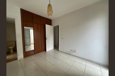 Apartamento à venda com 123m², 3 quartos e 2 vagas Apartamento à venda com 123m², 3 quartos e 2 vagasSuíte