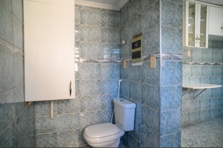 Apartamento à venda com 60m², 3 quartos e 1 vagaÁrea de Serviço