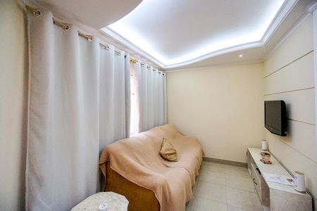 Casa de condomínio à venda com 115m², 2 quartos e 2 vagasSala