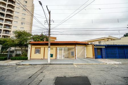 Casa de condomínio à venda com 115m², 2 quartos e 2 vagasFachada